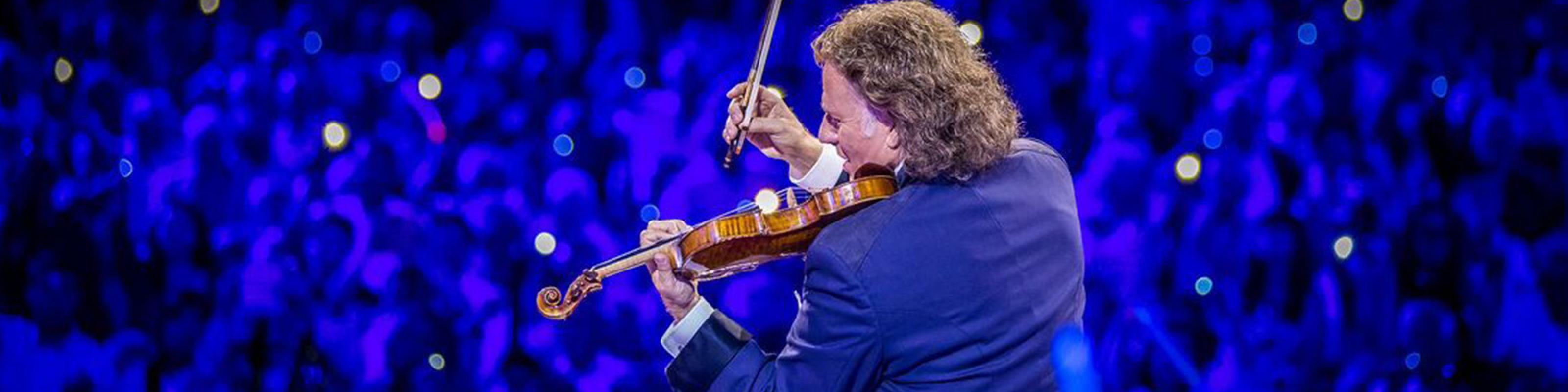 André Rieu: Love Is All Around